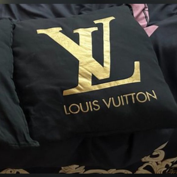 Black, White, and Gold Pillows - Picture 3 of 3